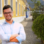 E o prefeito está rindo de quem?